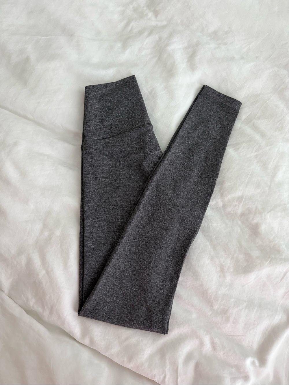 lululemon athletica Women’s High-Rise Charcoal Gray Leggings